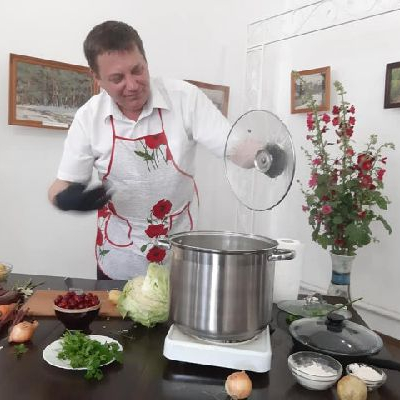 КРЕМЕНЕЦЬКИЙ ВИШНЕВИЙ БОРЩ.jpg