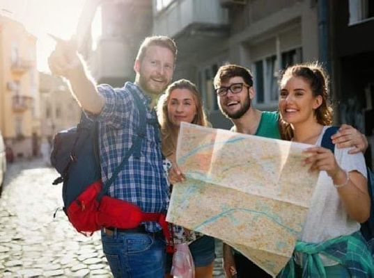 Приїзд іноземців до України зменшився