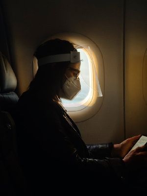 Чи вимагатимуть паспорт вакцинації в туристів, які планують подорожувати в ЄС